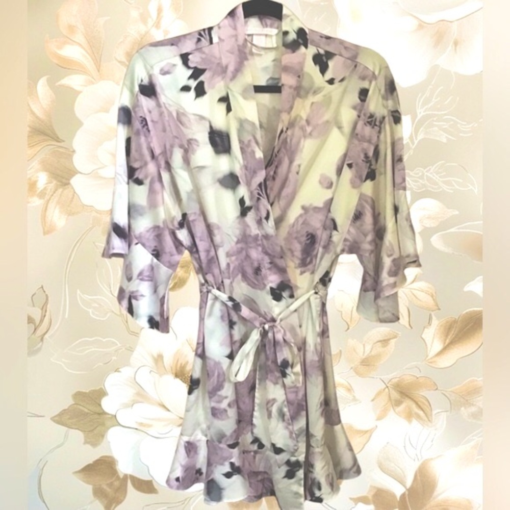 Victoria’s Secret Purple Floral Ruffle Flounce Robe “Here Comes the Bride”